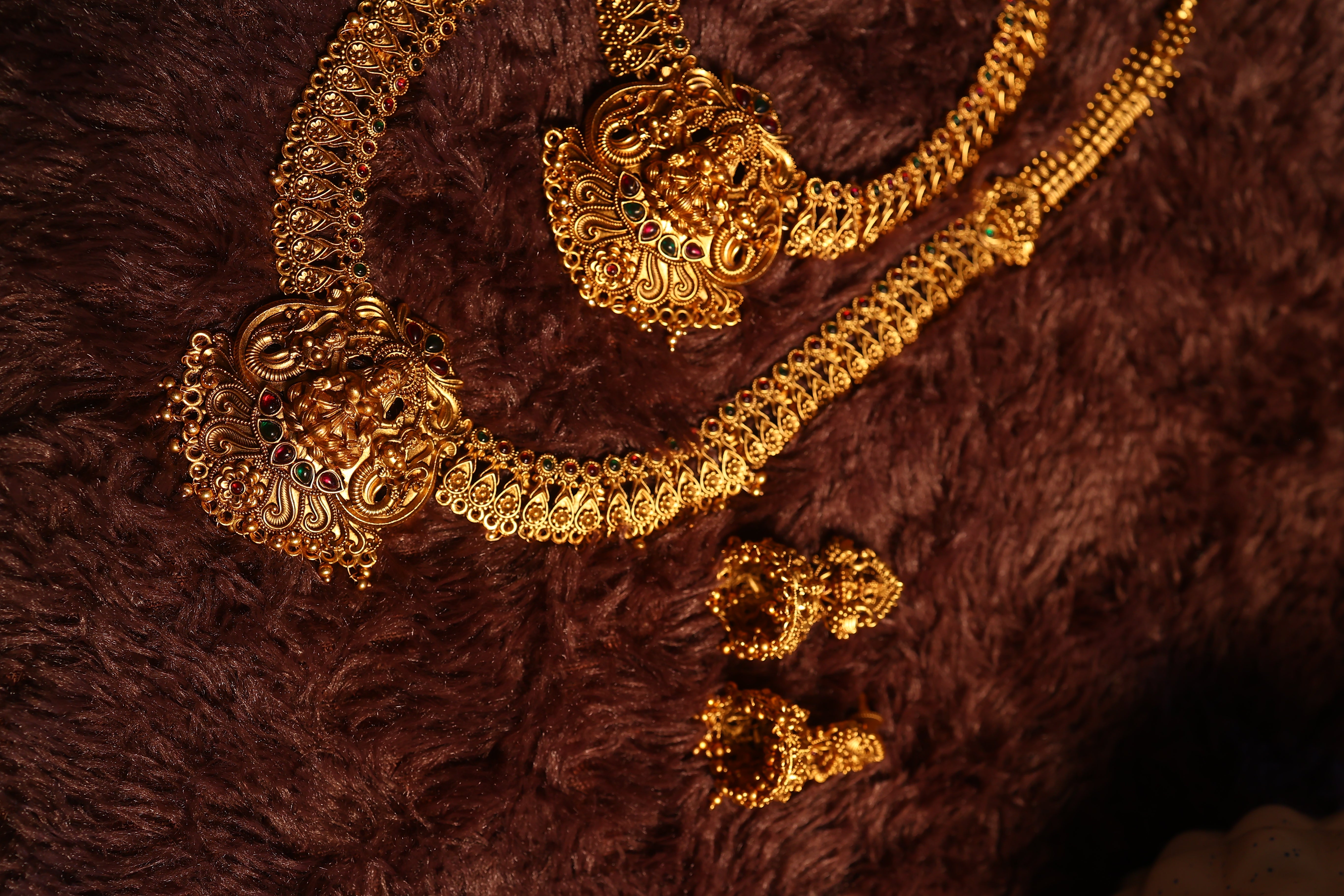 Green & Golden Beads Lakshmi Motif Choker , Long Haram