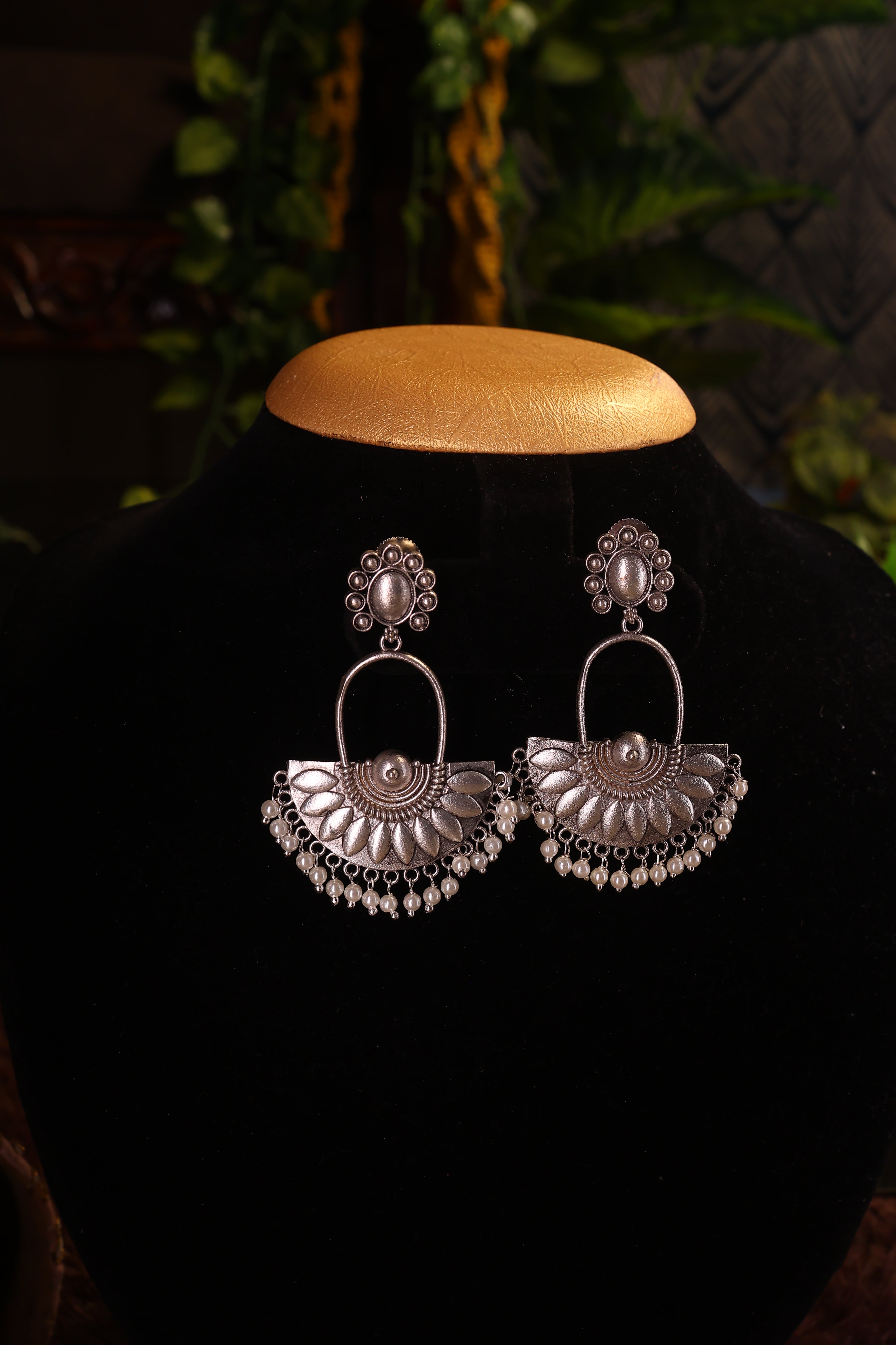 Silver Dangler Earrings