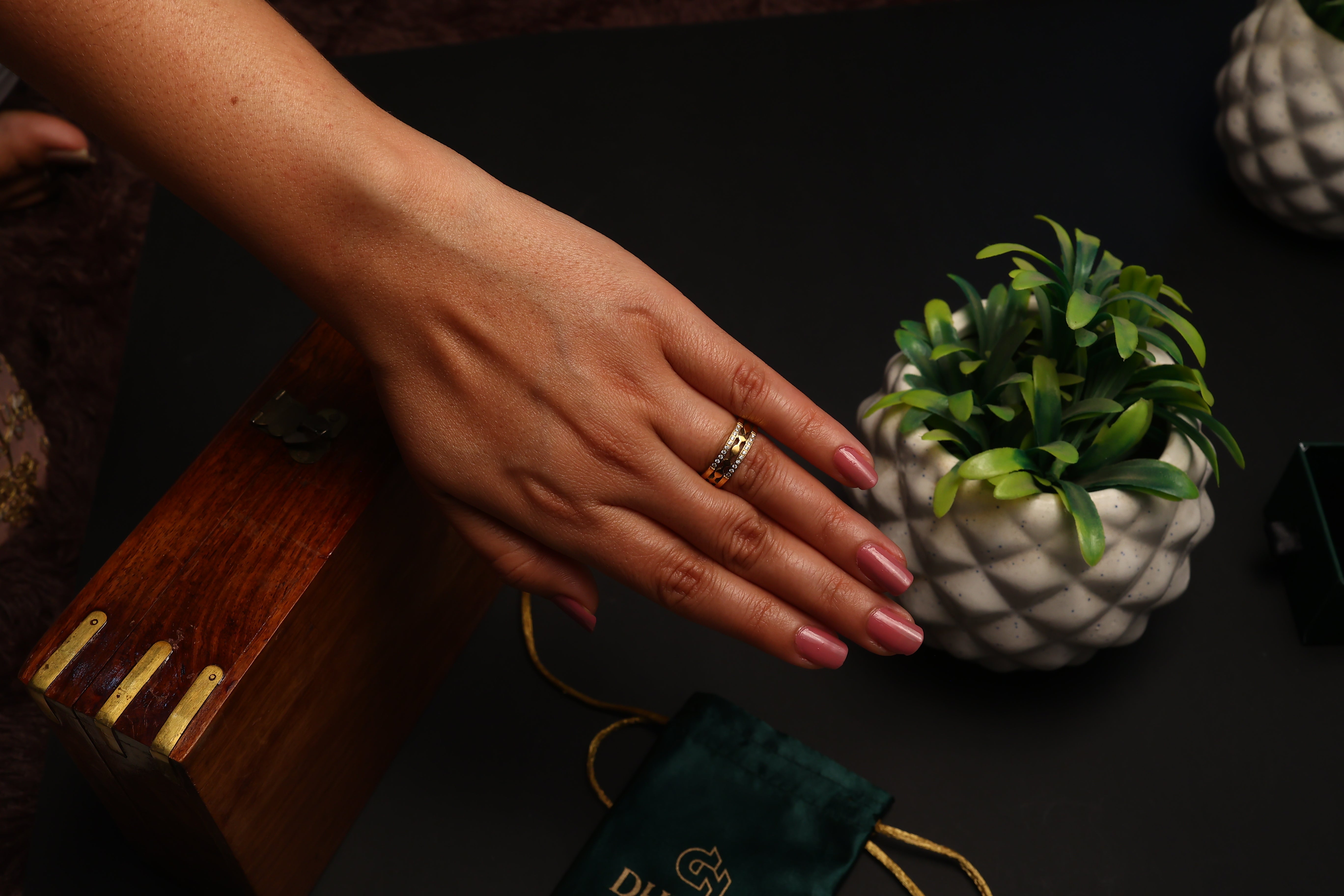Casual Wear Trendy Zircon Stackable Finger Ring For Women-Small Size