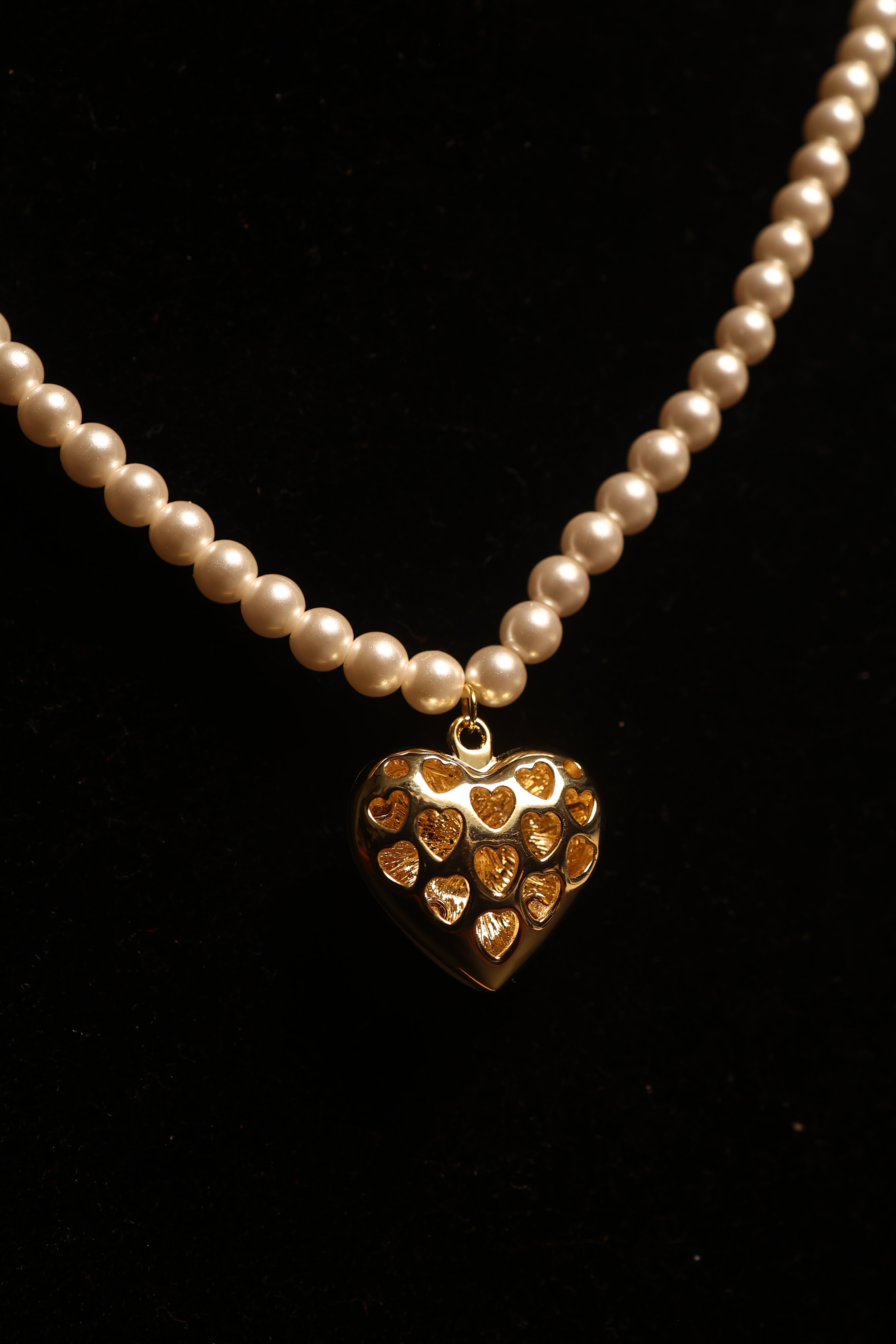 Western Pearl Necklace