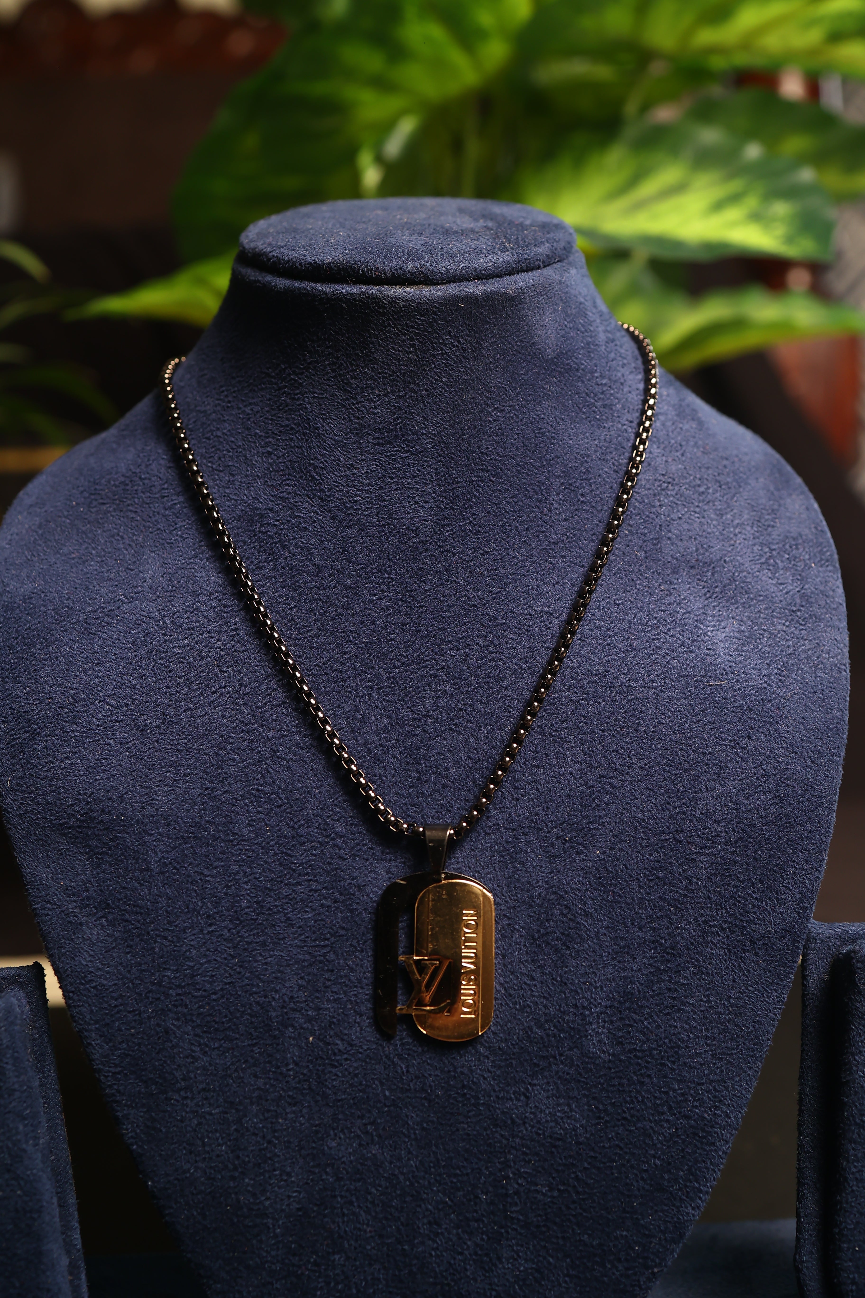 Men’s Neck Chain