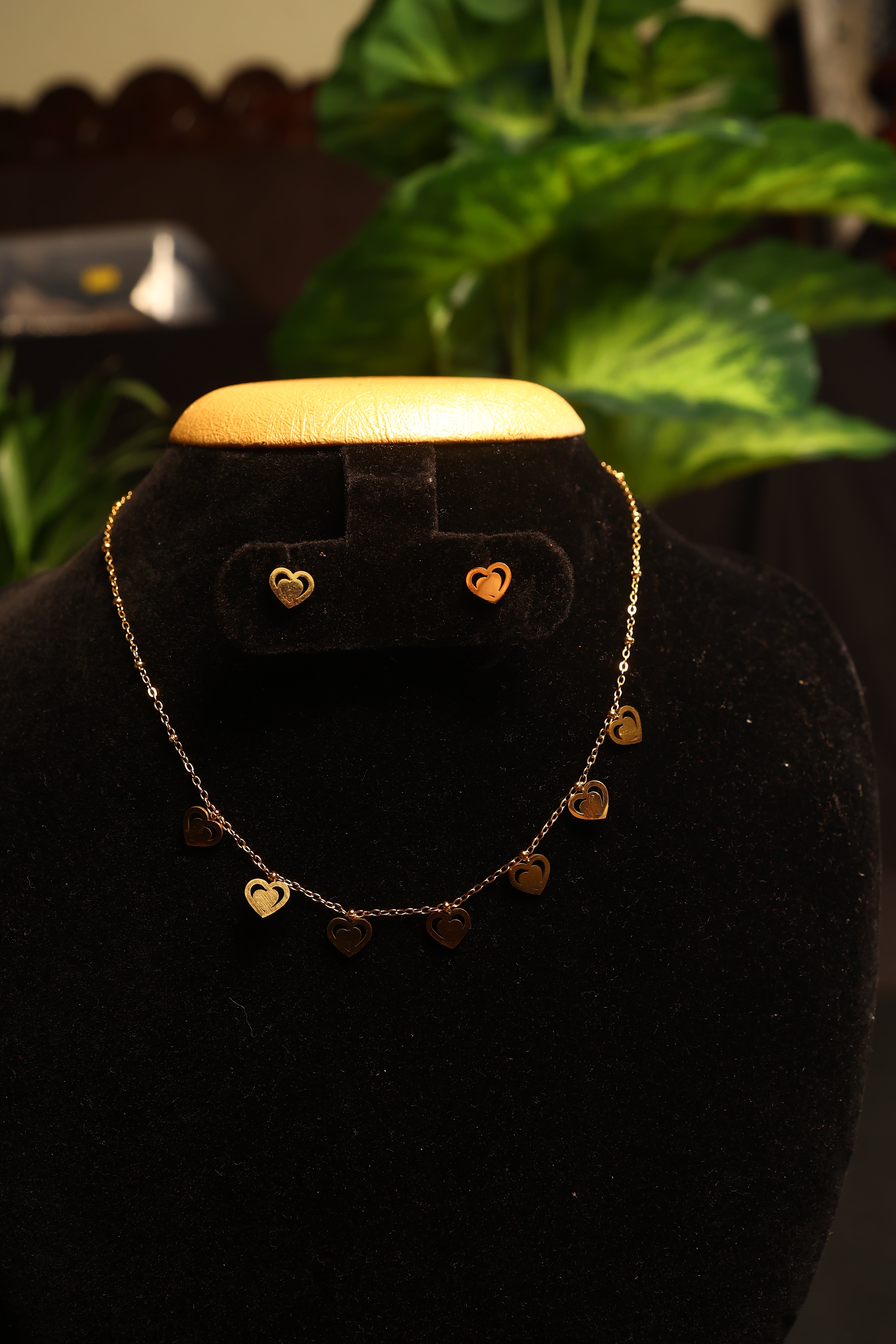 Gold Plated Tear Drop Delicate Chain Jewellery Set