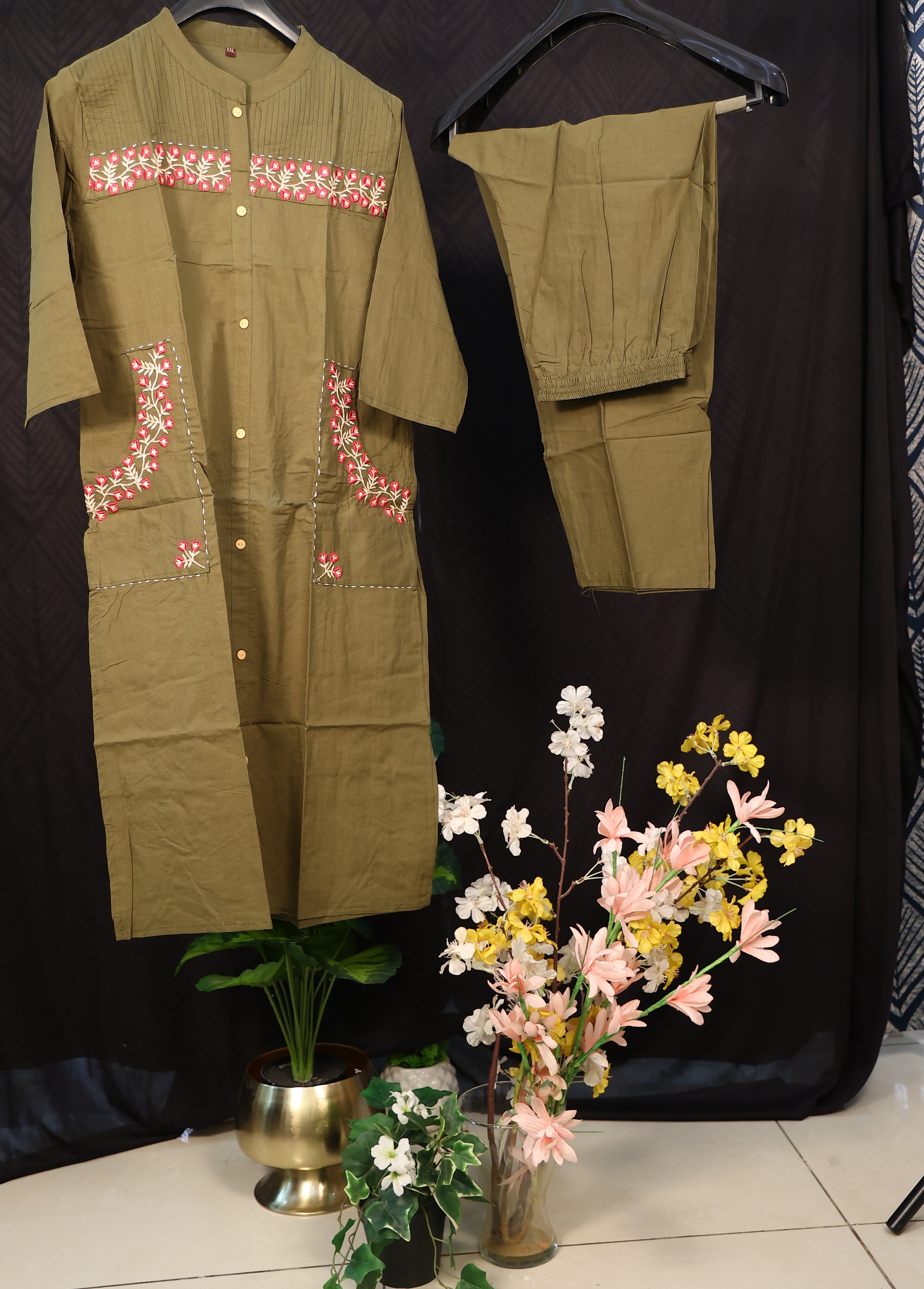 Two sided pocket embroidery olive green kurti set with pant for office look