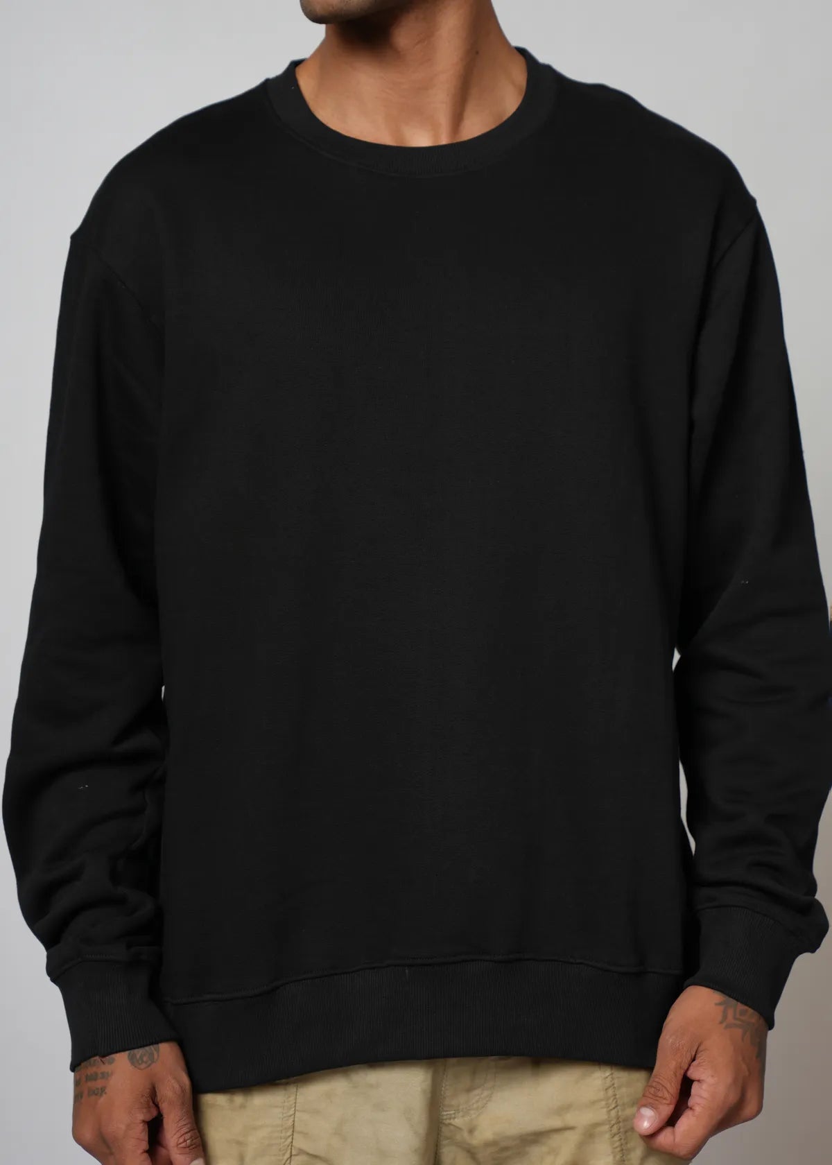 Plain Black Relaxed Sweatshirts for Men