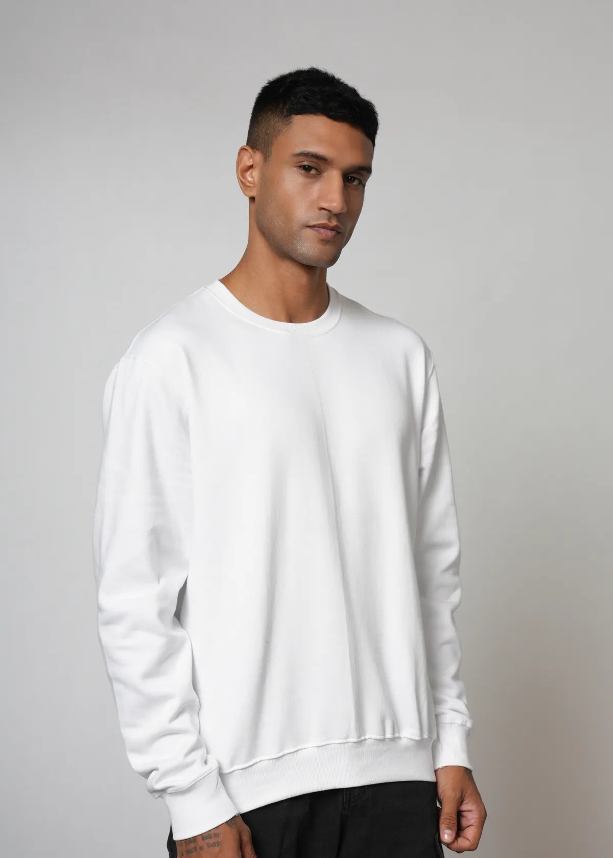 White Relaxed Sweatshirts for Men with Logo Embroidery.