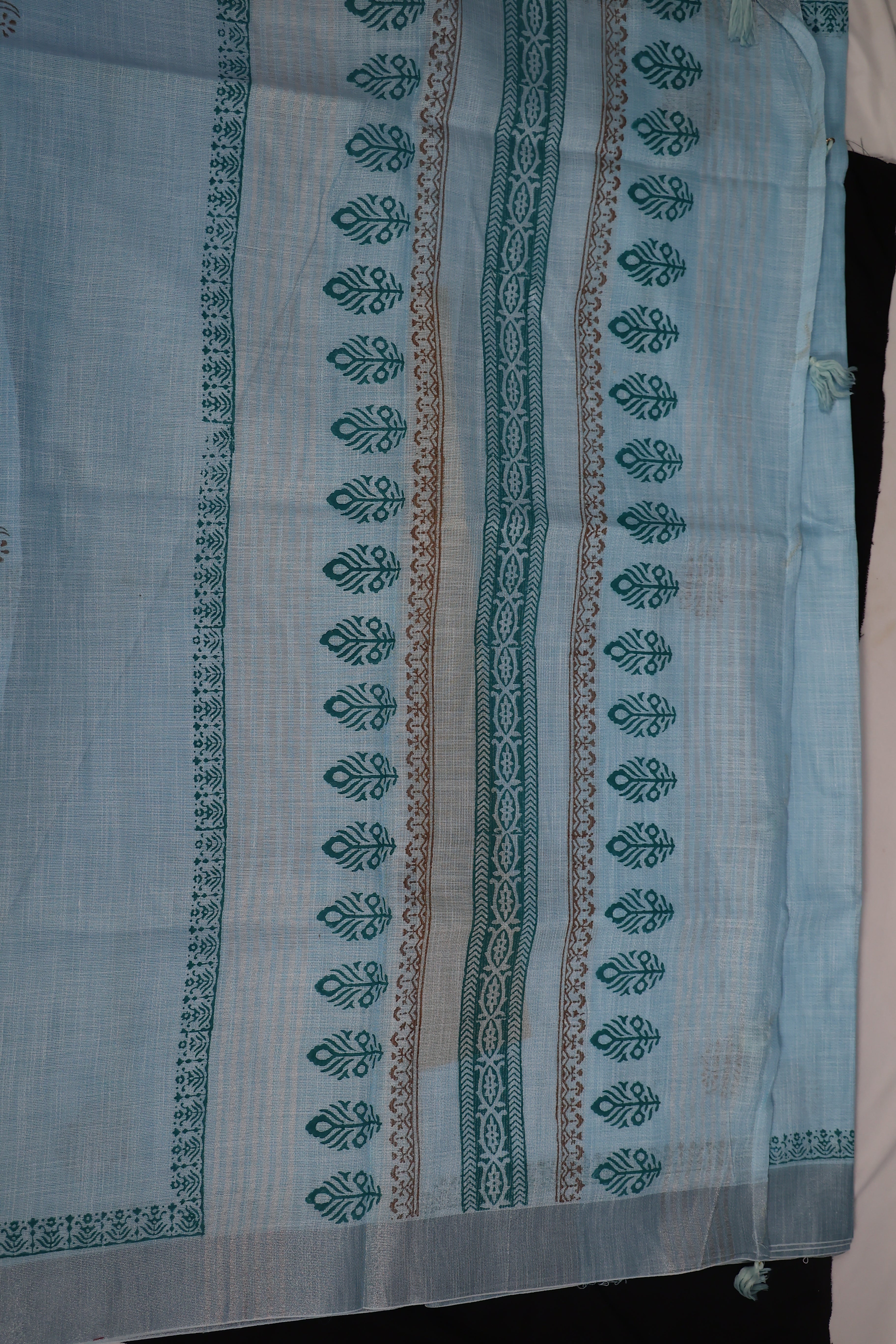 - DHUREE COTTON SILK SAREE.
