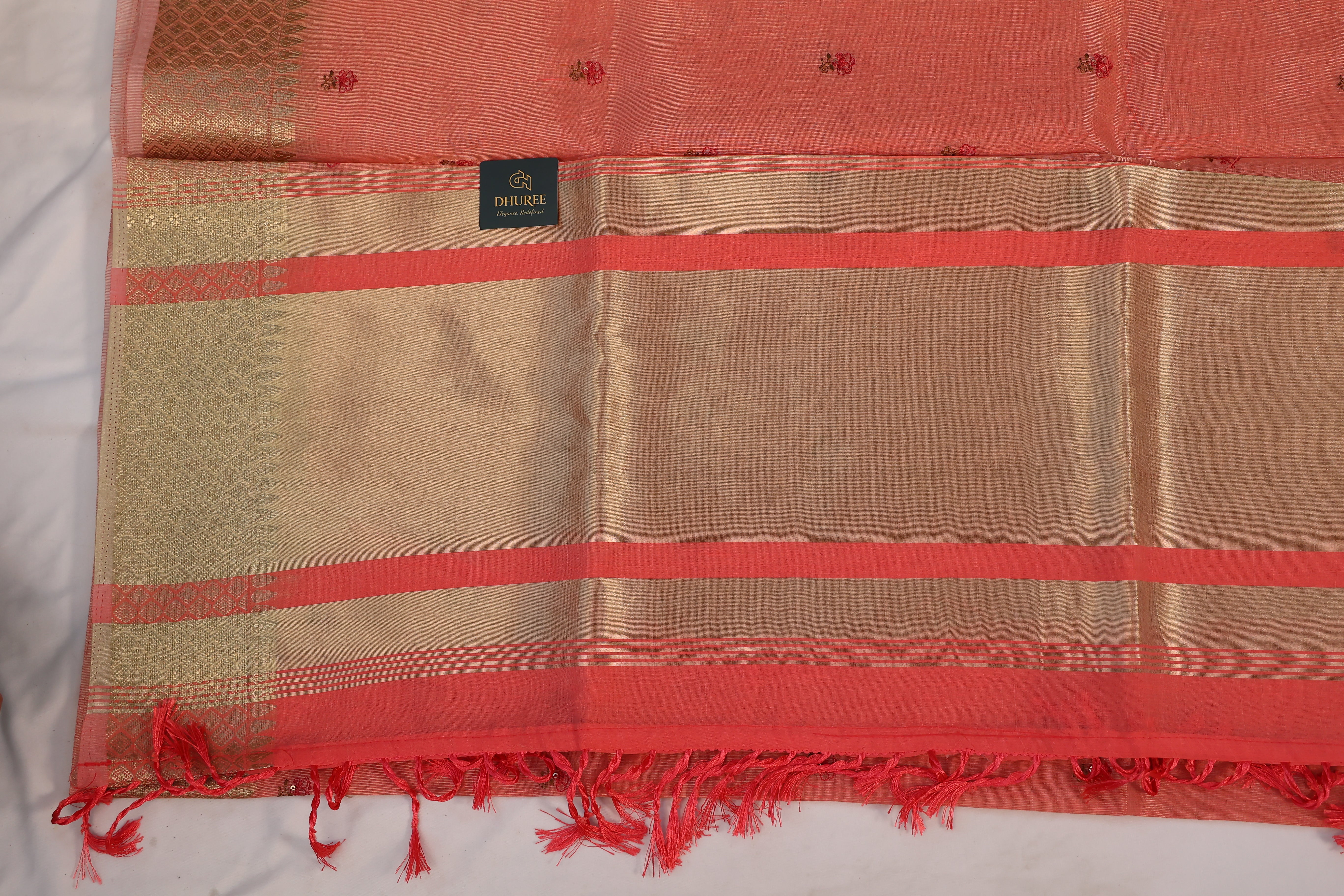 - DHUREE LINEN SAREE.