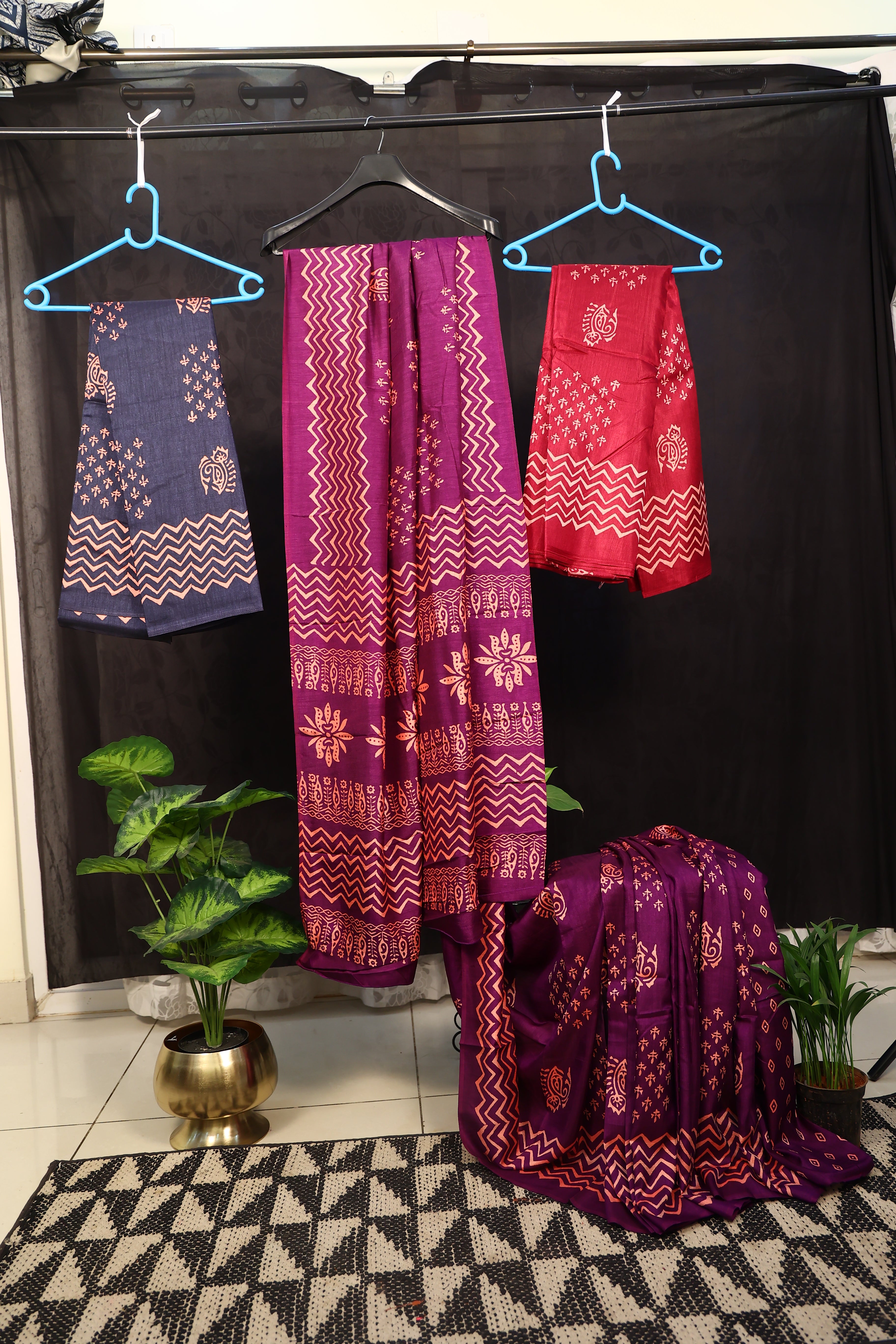 DHUREE DOLA SILK