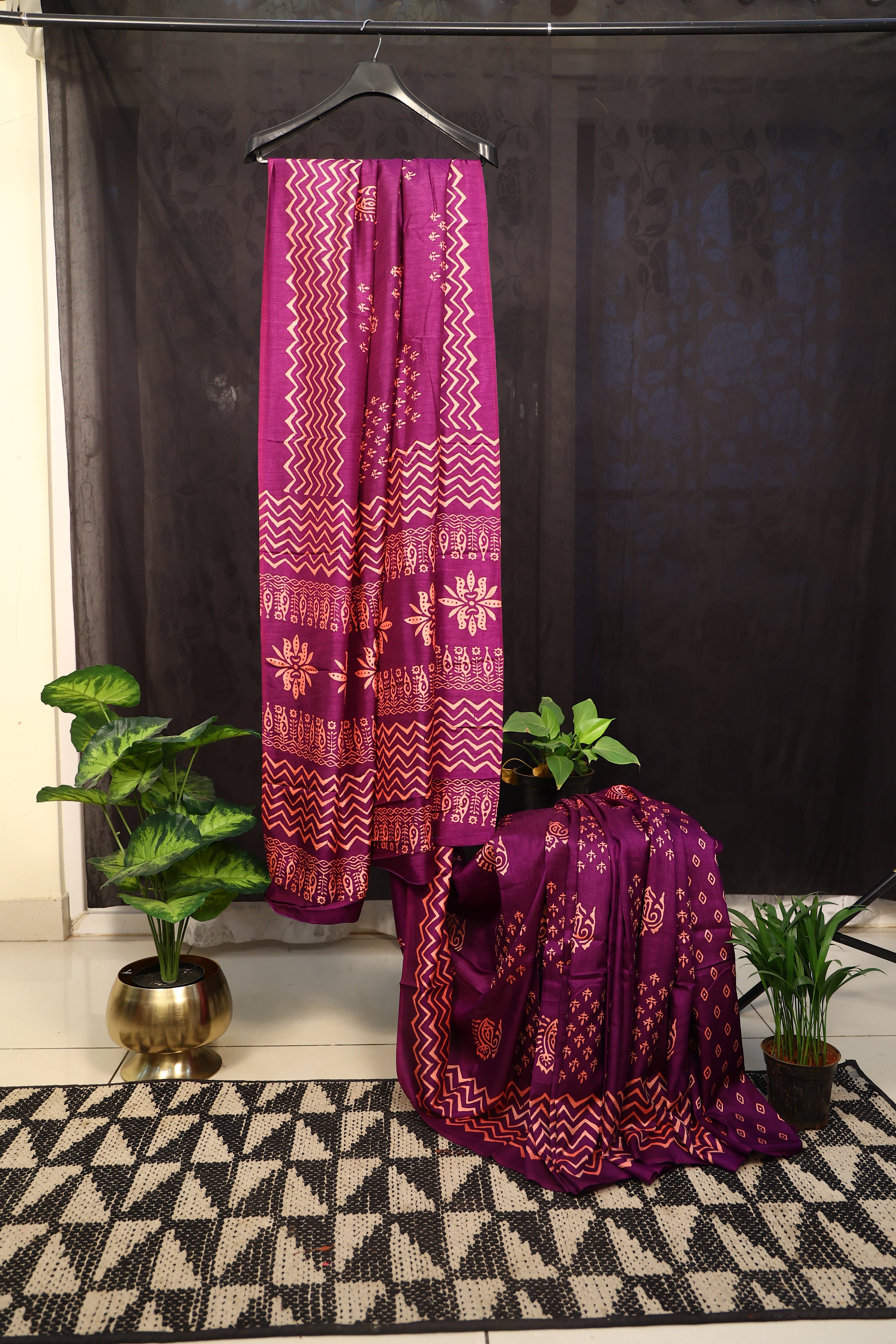DHUREE DOLA SILK