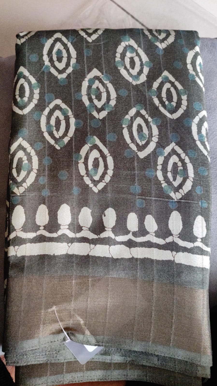 -DHUREE HANDLOOM -SILK.
