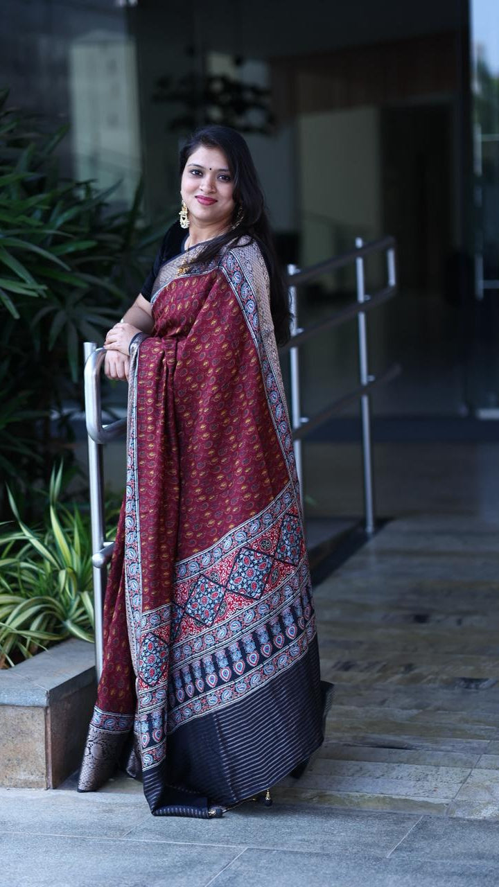 - DHUREE  DOLA SILK  SAREE.
