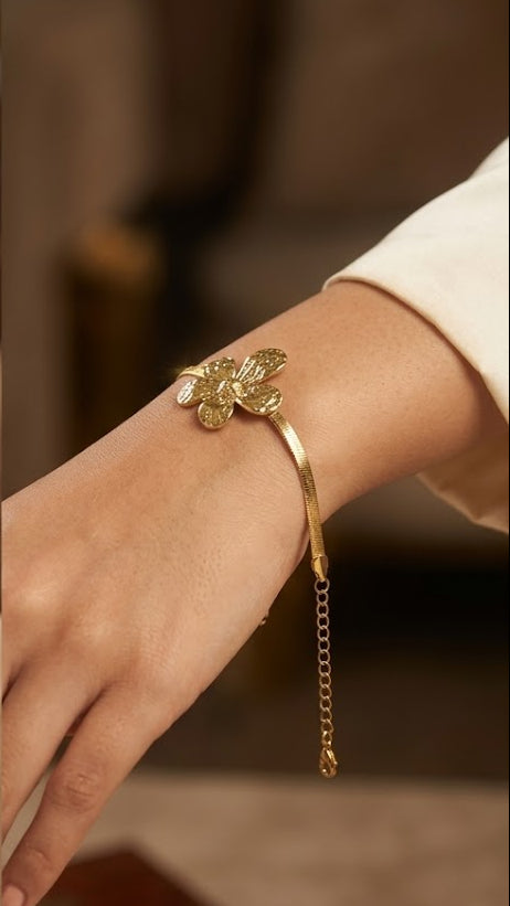 Women's Mughal Cuff