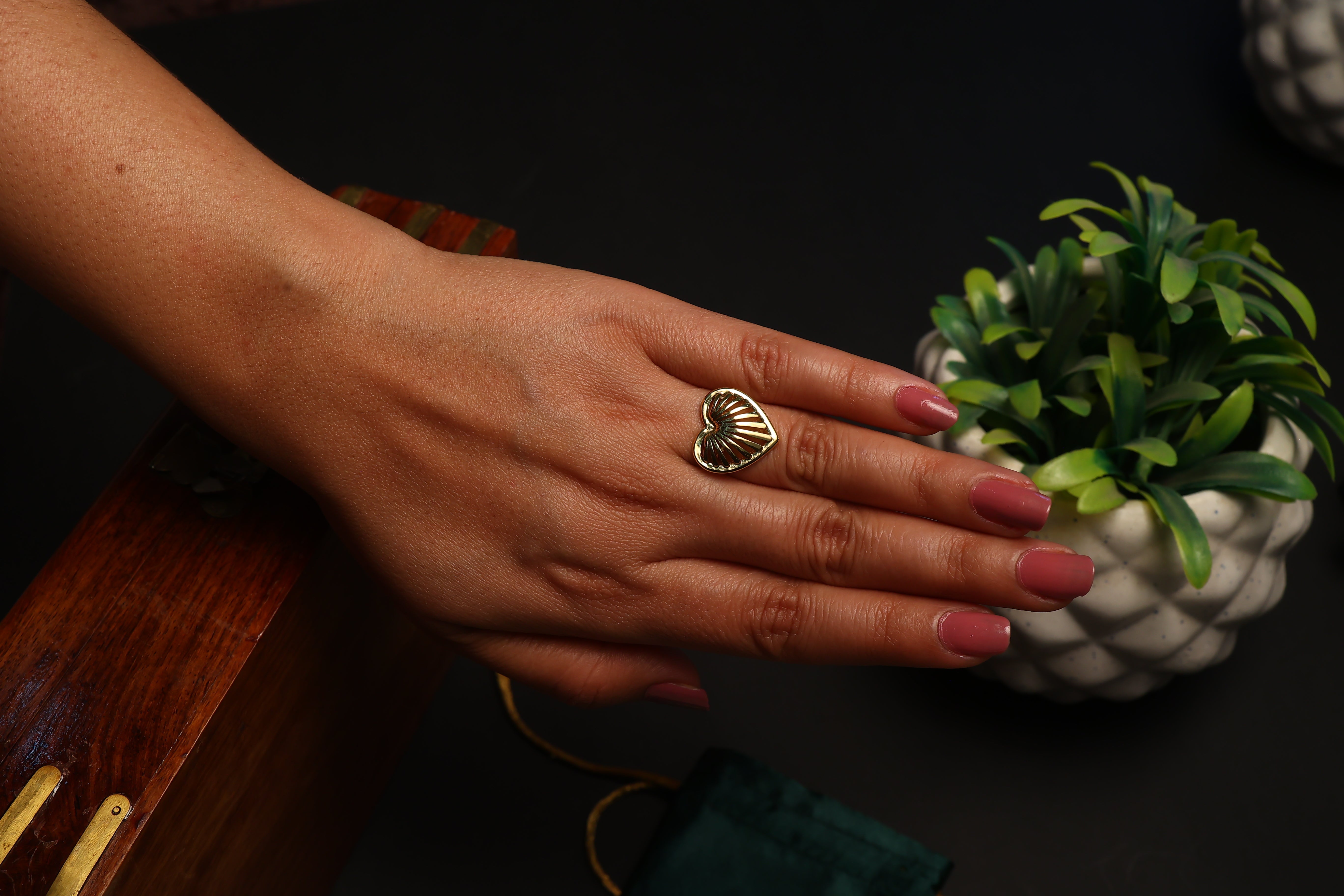 Artklim Gold Plated Elegant Adjustable Ring for Women