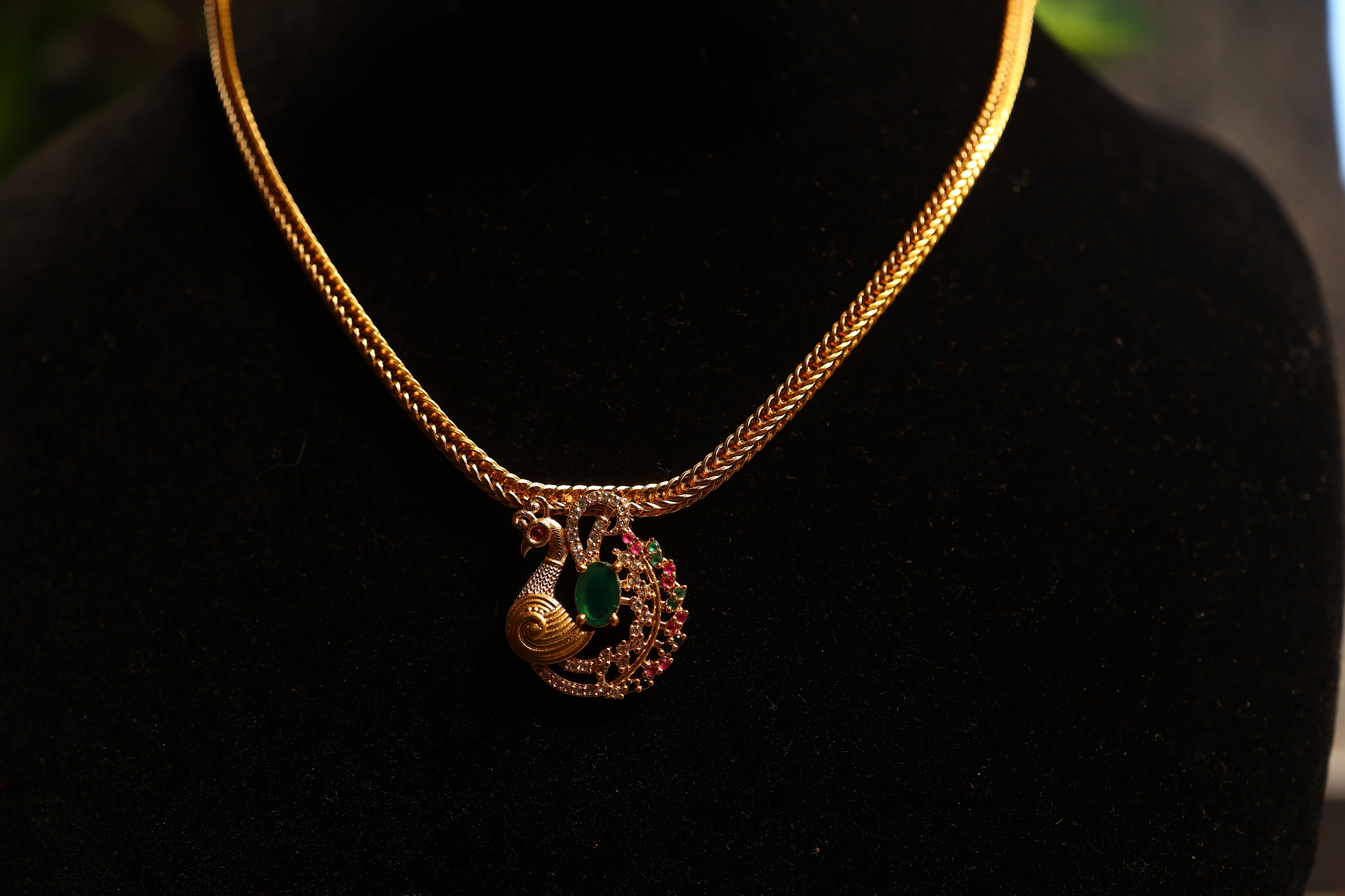 Peacock choker with earings