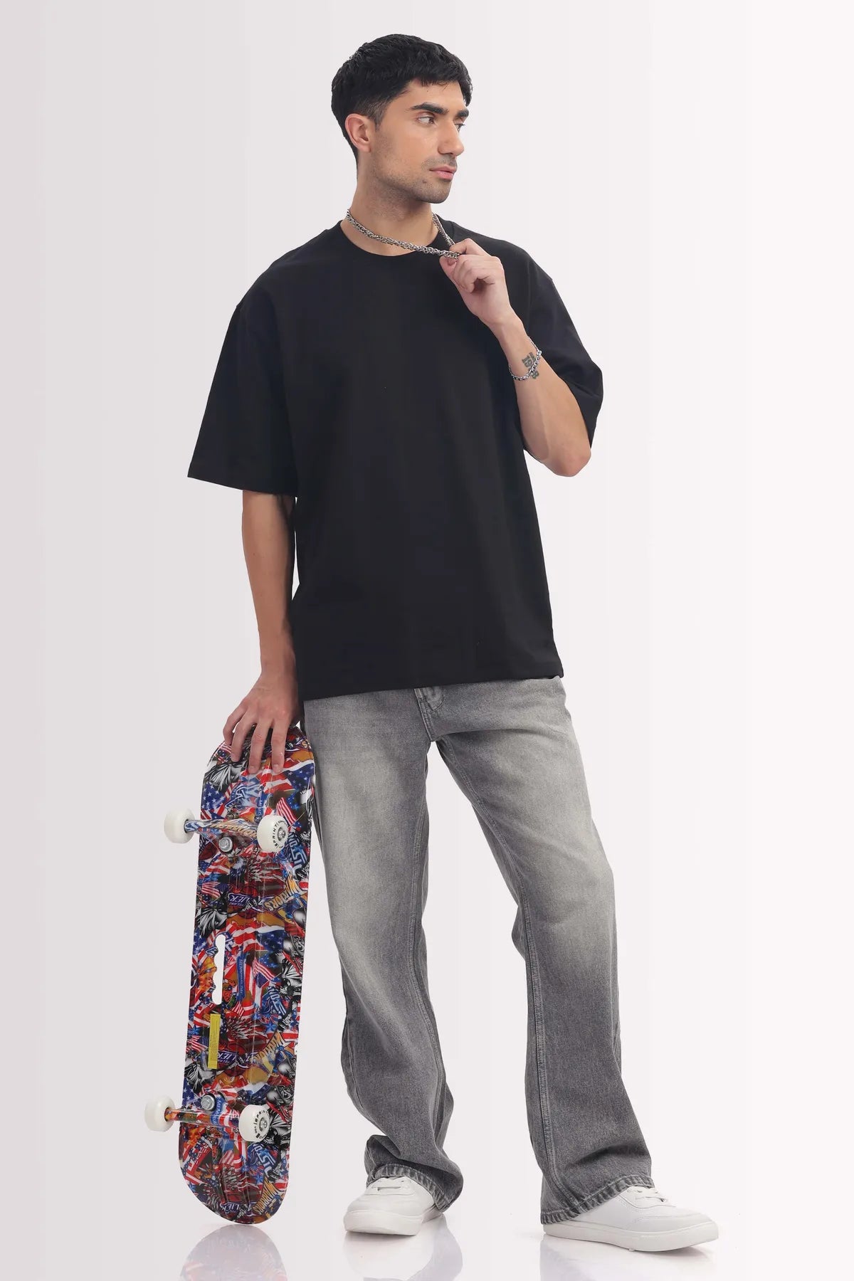 Plain Black  Mens Round Neck Solid Oversized T-shirt