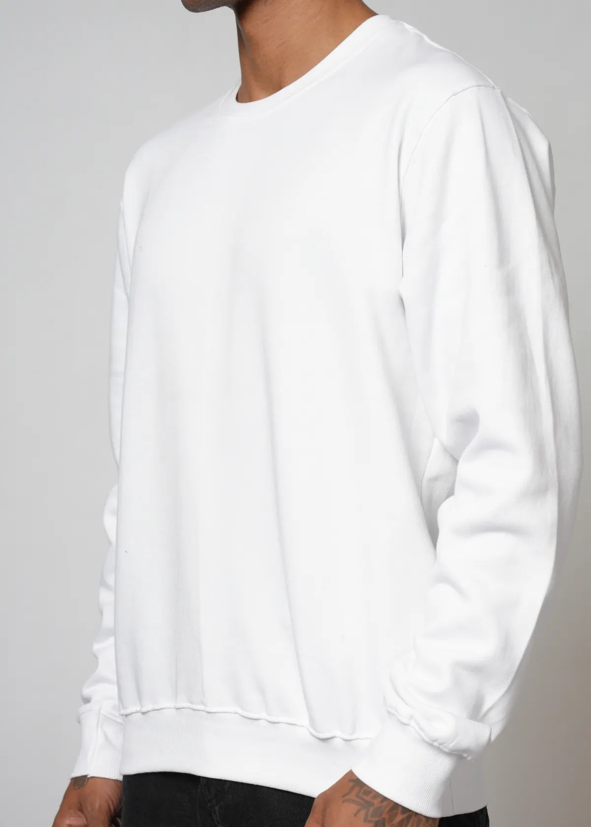 White Relaxed Sweatshirts for Men with Logo Embroidery.
