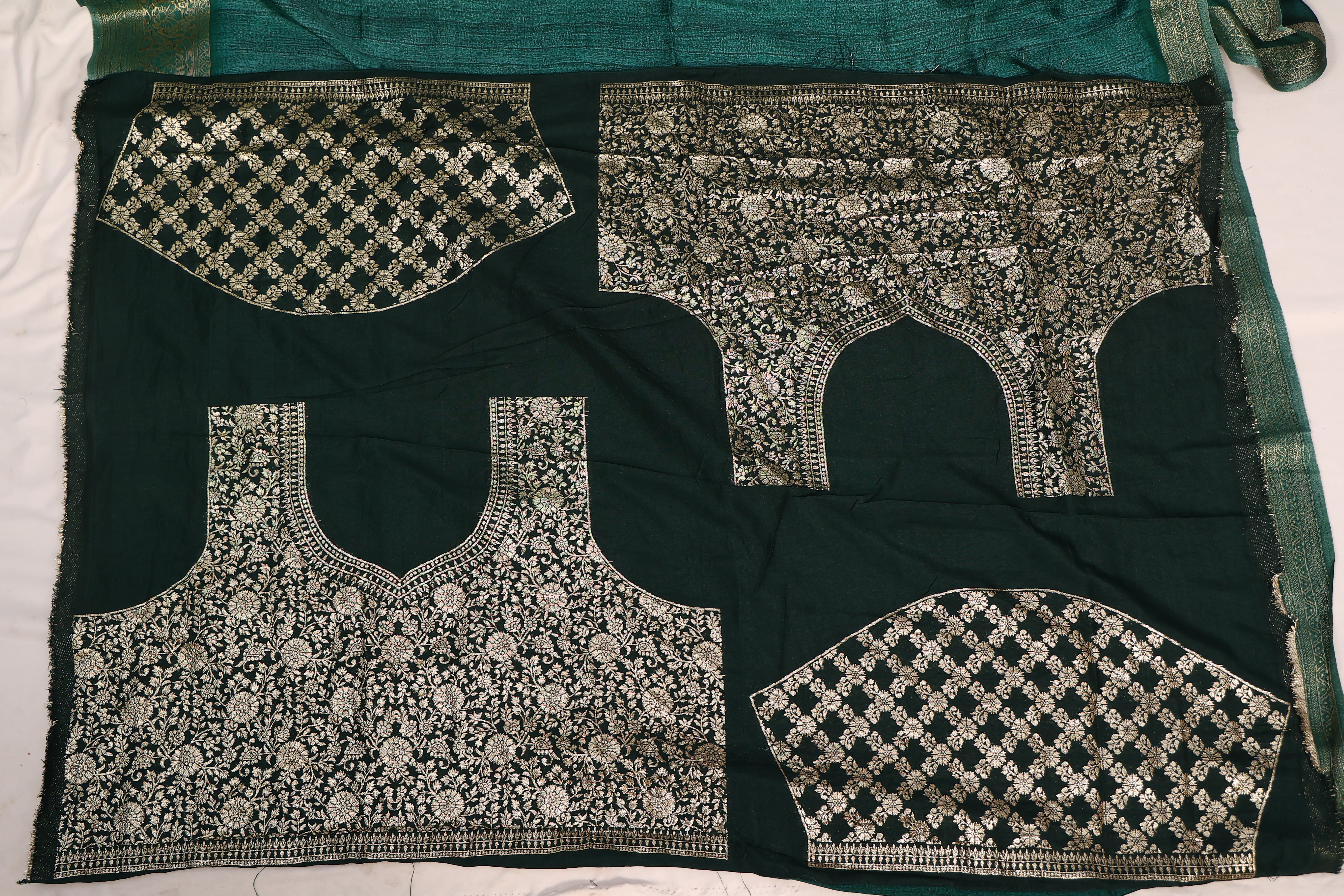 - DHUREE  DOLA SILK  SAREE.