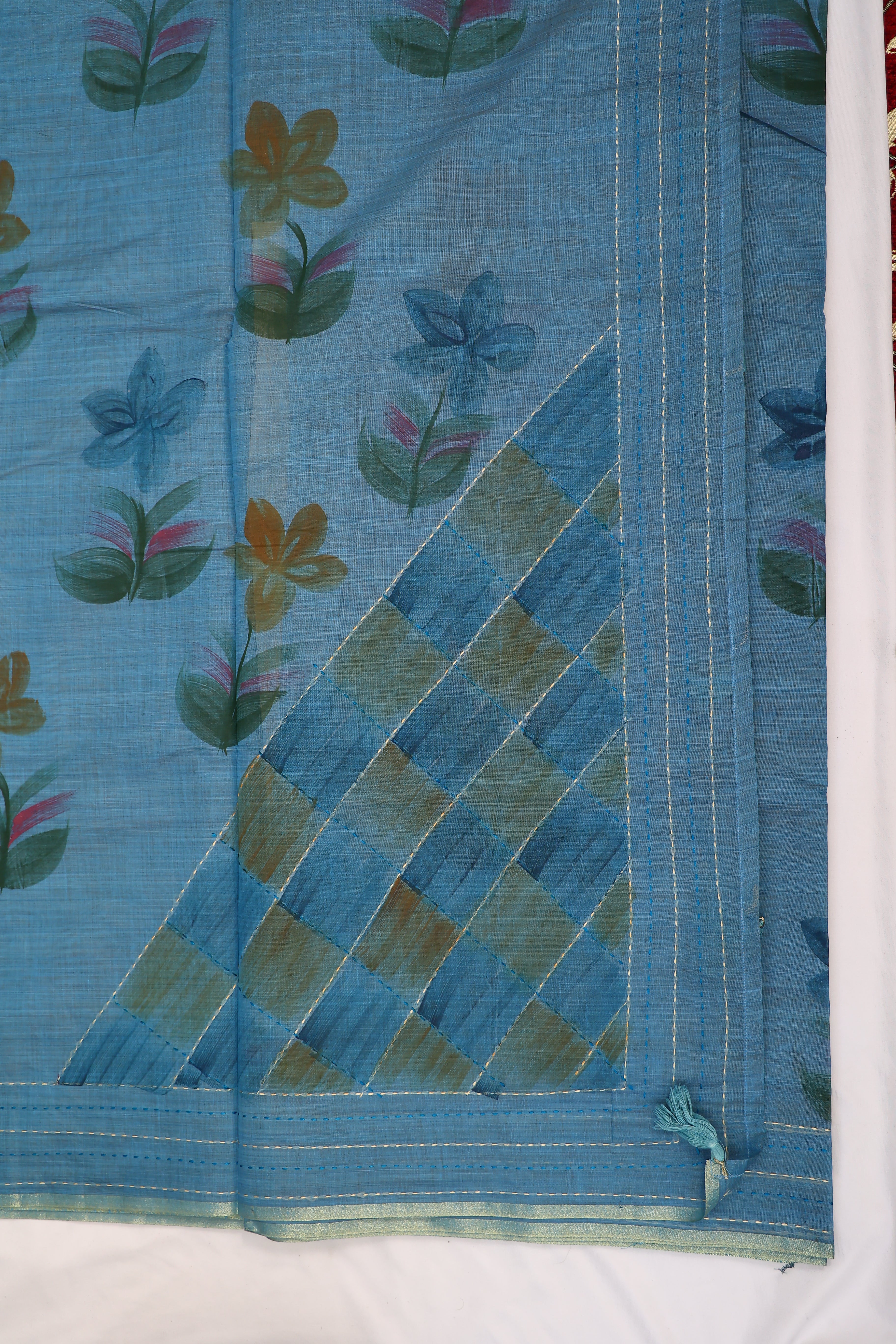 - DHUREE BLENDED SILK SAREE.