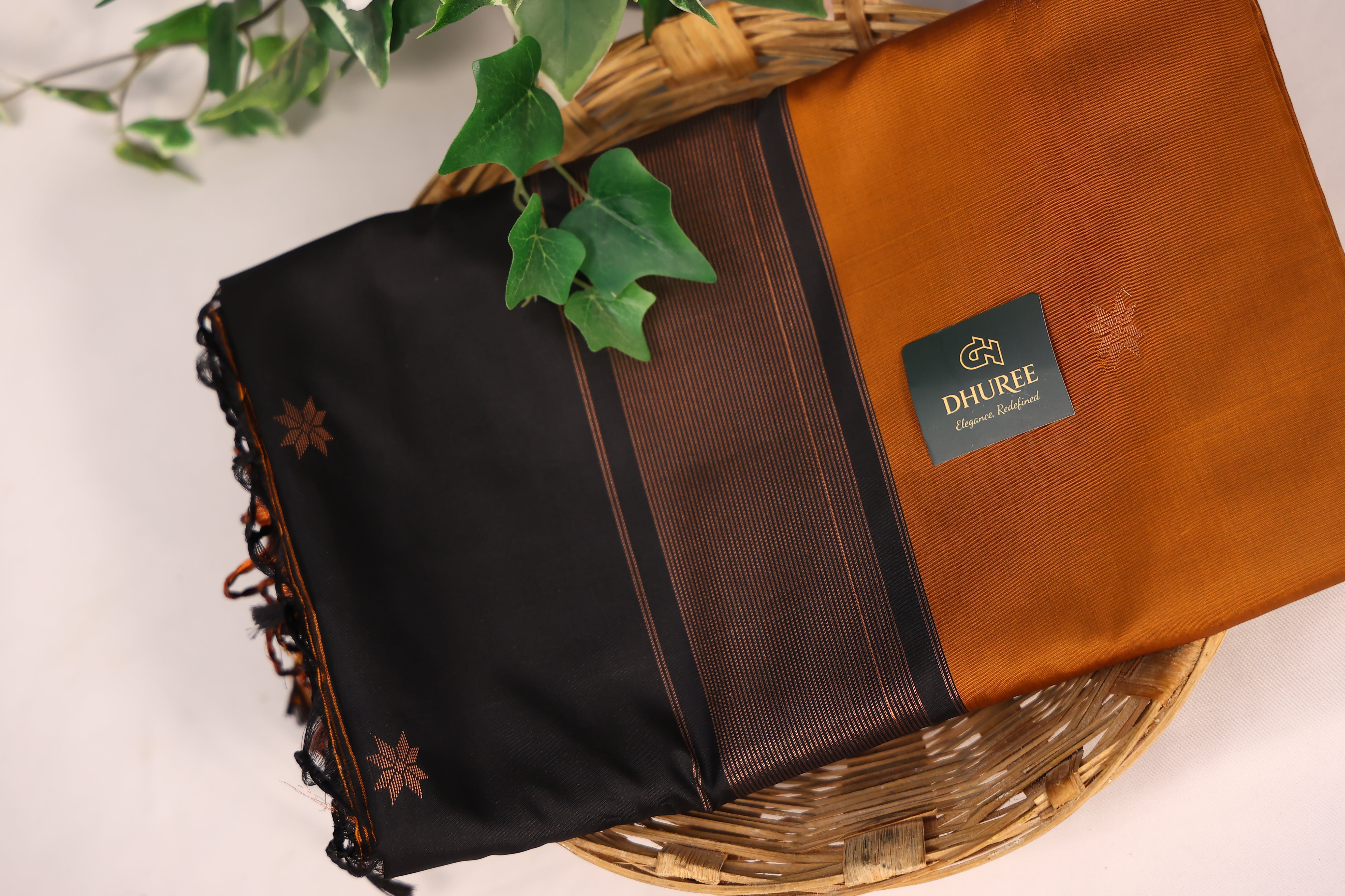 DHUREE Aarani Semi  Soft Silk Sarees