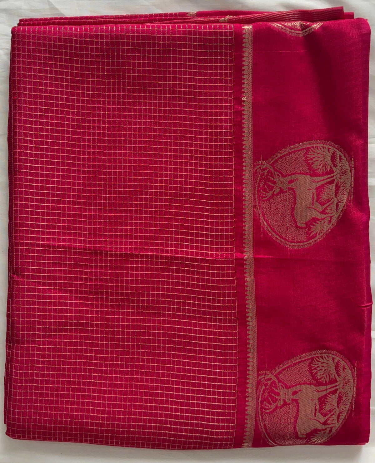 DHUREE VISCOSE SAREE WITH CHECKERED ZARI.