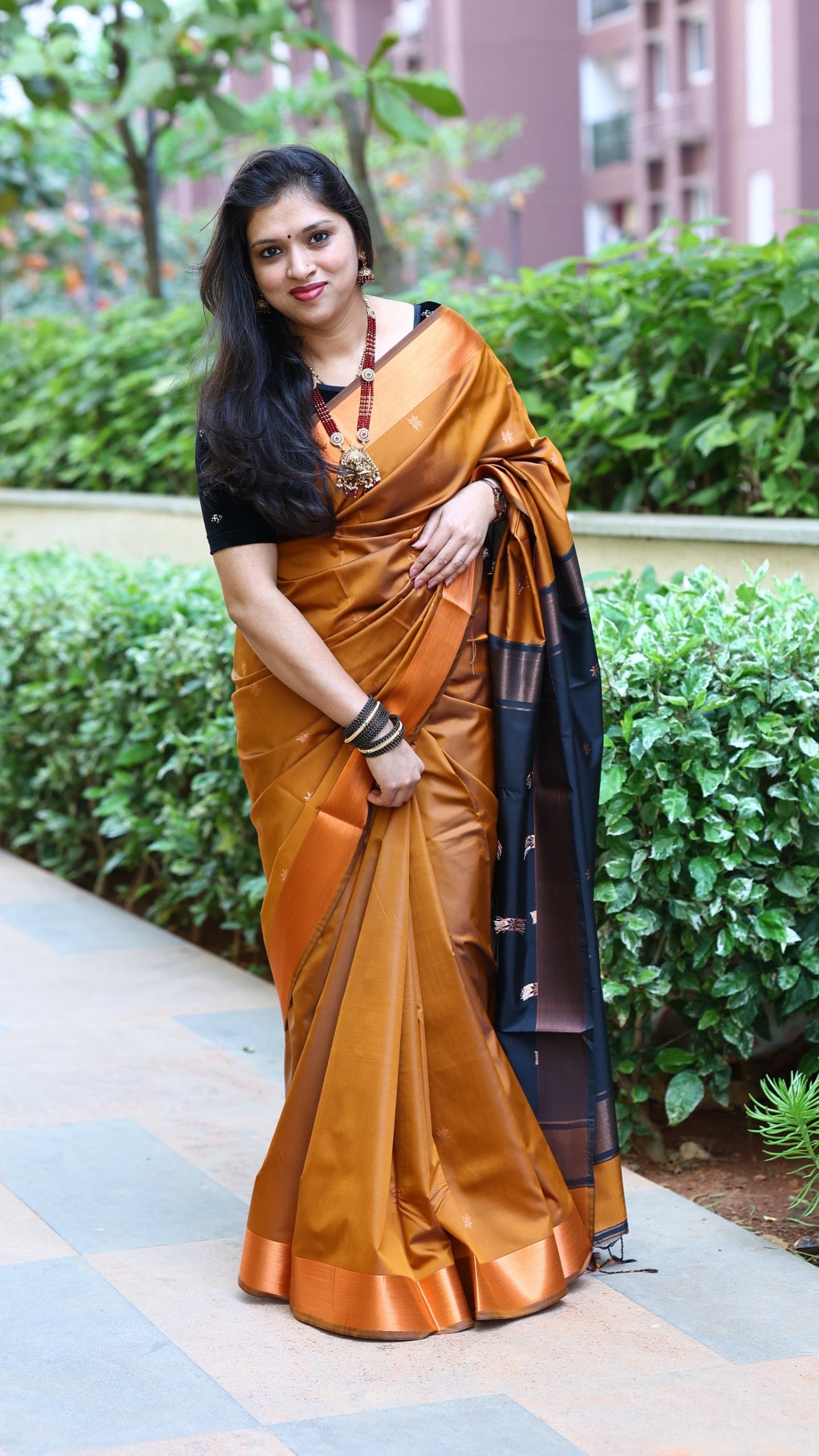 DHUREE Aarani Semi  Soft Silk Sarees